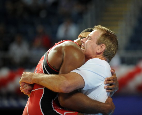 九游体育赛事直播-雾里看花歌词