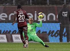 被迫在柯学世界打工